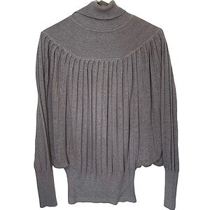 United States Sweaters Gray Turtleneck Pleated Batwing Sweater Size Small